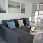 110 Colony Club