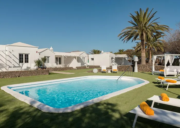 Villas Lanzasuites (Adults Only)