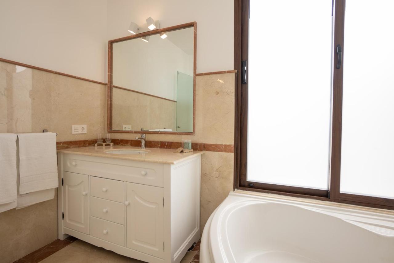 Sea Breeze Callao Villa *