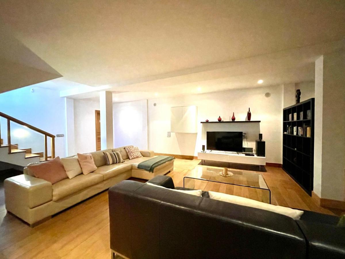 Villa A With Private Pool, Beachfront, Ac, Wifi, Bbq In Playa Blanca