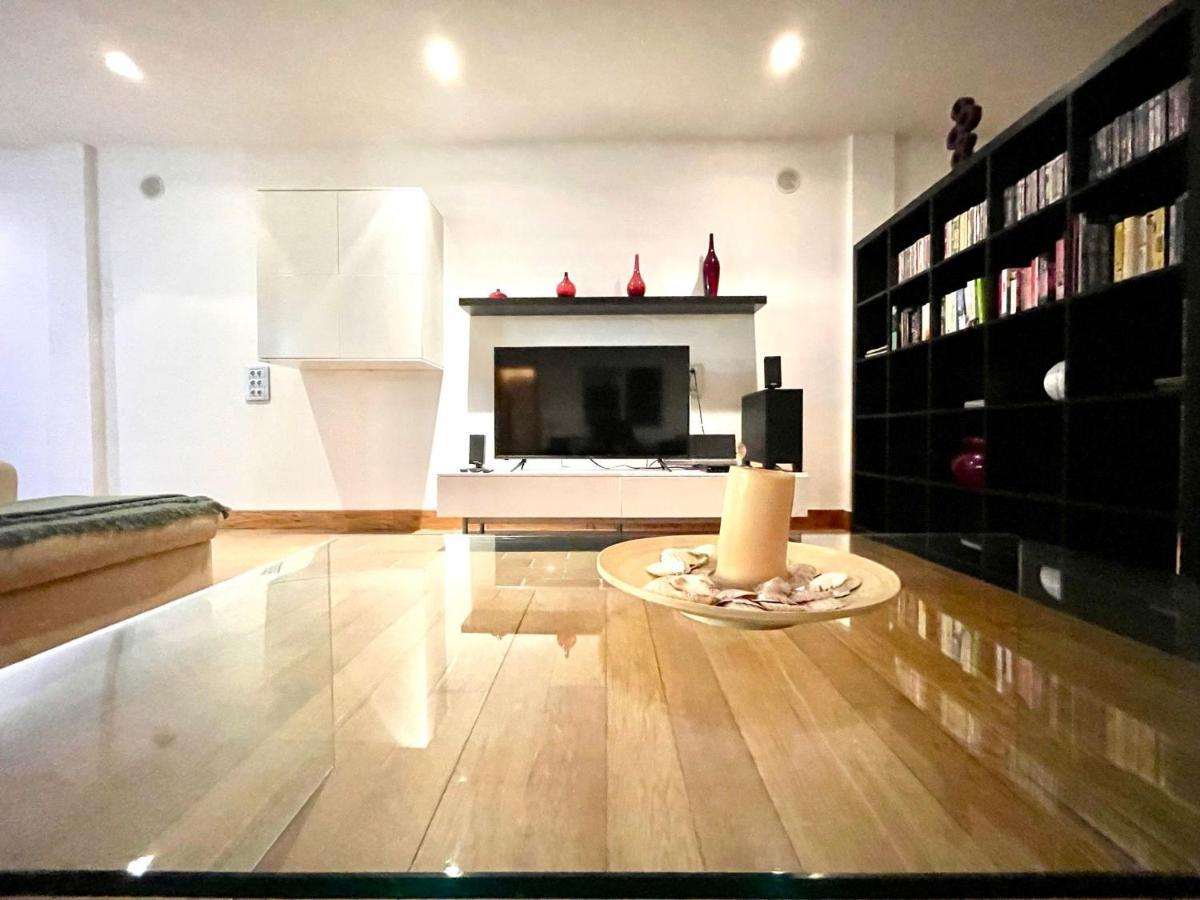 A With Private Pool, Beachfront, Ac, Wifi, Bbq In Playa Blanca *