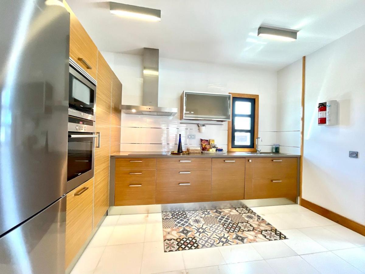 Villa A With Private Pool, Beachfront, Ac, Wifi, Bbq In Playa Blanca Playa Blanca (Lanzarote)