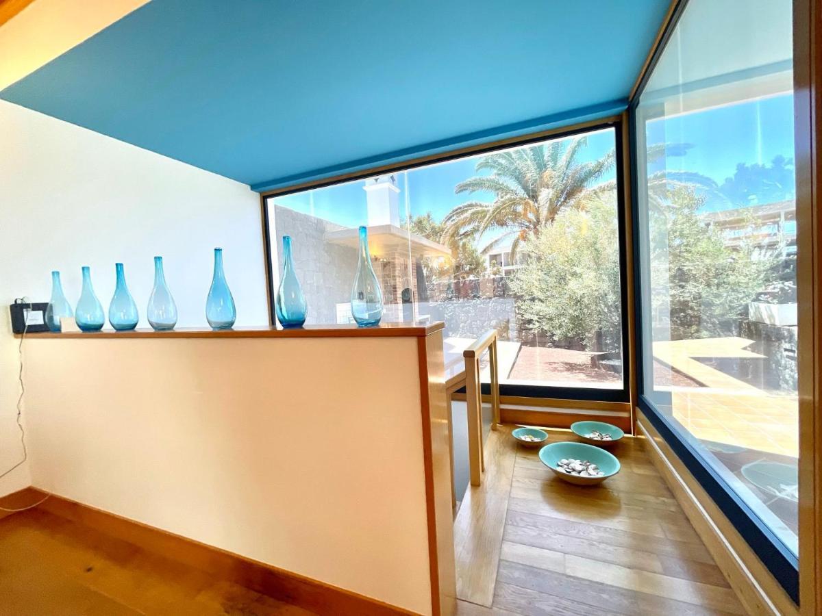 Villa A With Private Pool, Beachfront, Ac, Wifi, Bbq In Playa Blanca Playa Blanca (Lanzarote)