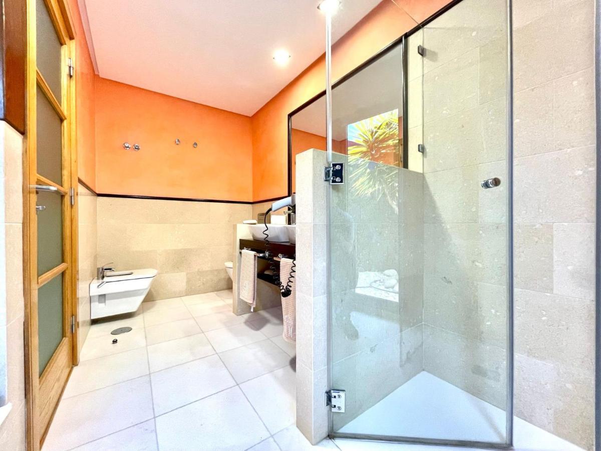 Villa A With Private Pool, Beachfront, Ac, Wifi, Bbq In Playa Blanca Playa Blanca (Lanzarote)