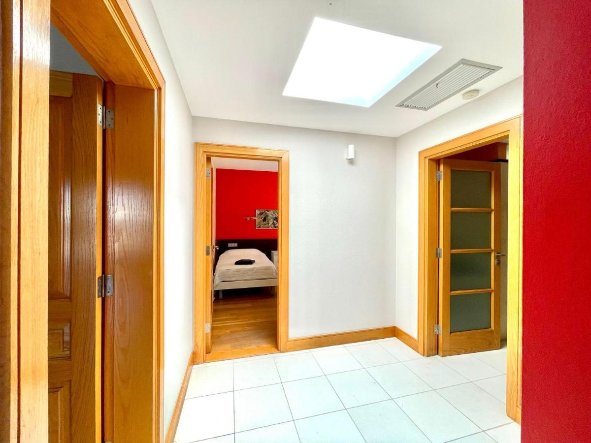 A With Private Pool, Beachfront, Ac, Wifi, Bbq In Playa Blanca Villa