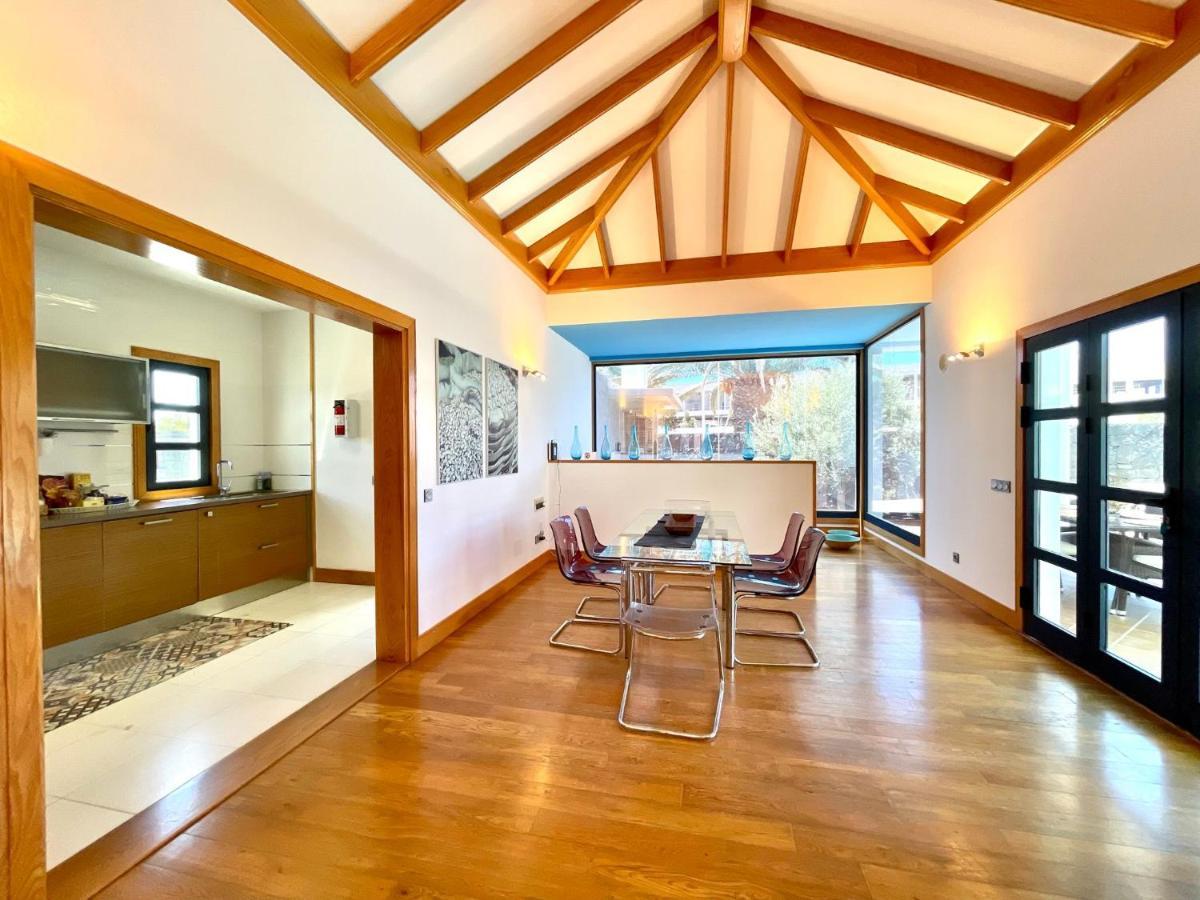 Villa A With Private Pool, Beachfront, Ac, Wifi, Bbq In Playa Blanca *