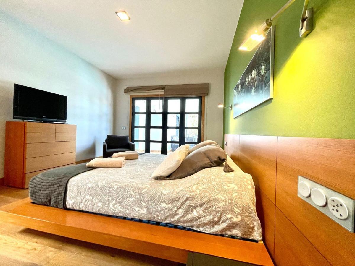 A With Private Pool, Beachfront, Ac, Wifi, Bbq In Playa Blanca * Playa Blanca (Lanzarote)