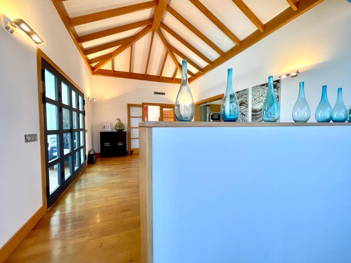 A With Private Pool, Beachfront, Ac, Wifi, Bbq In Playa Blanca Playa Blanca (Lanzarote)