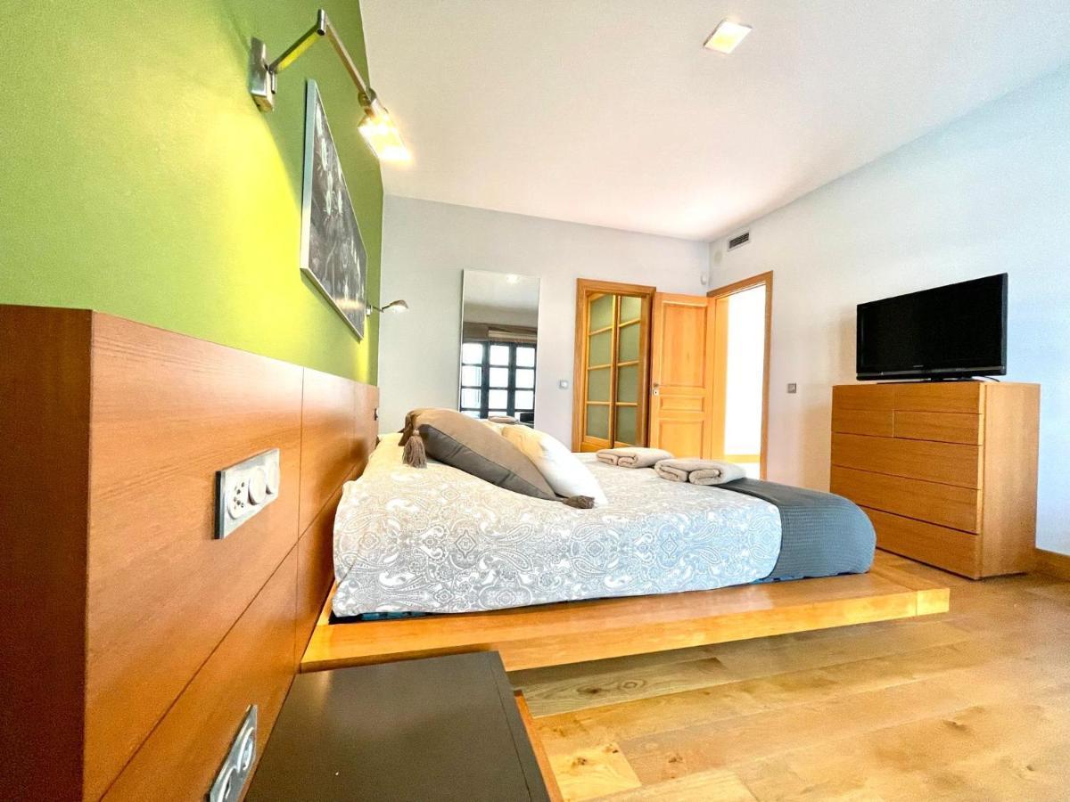 A With Private Pool, Beachfront, Ac, Wifi, Bbq In Playa Blanca Playa Blanca (Lanzarote)