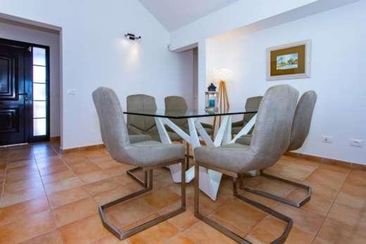 Mirador Brisas Villa