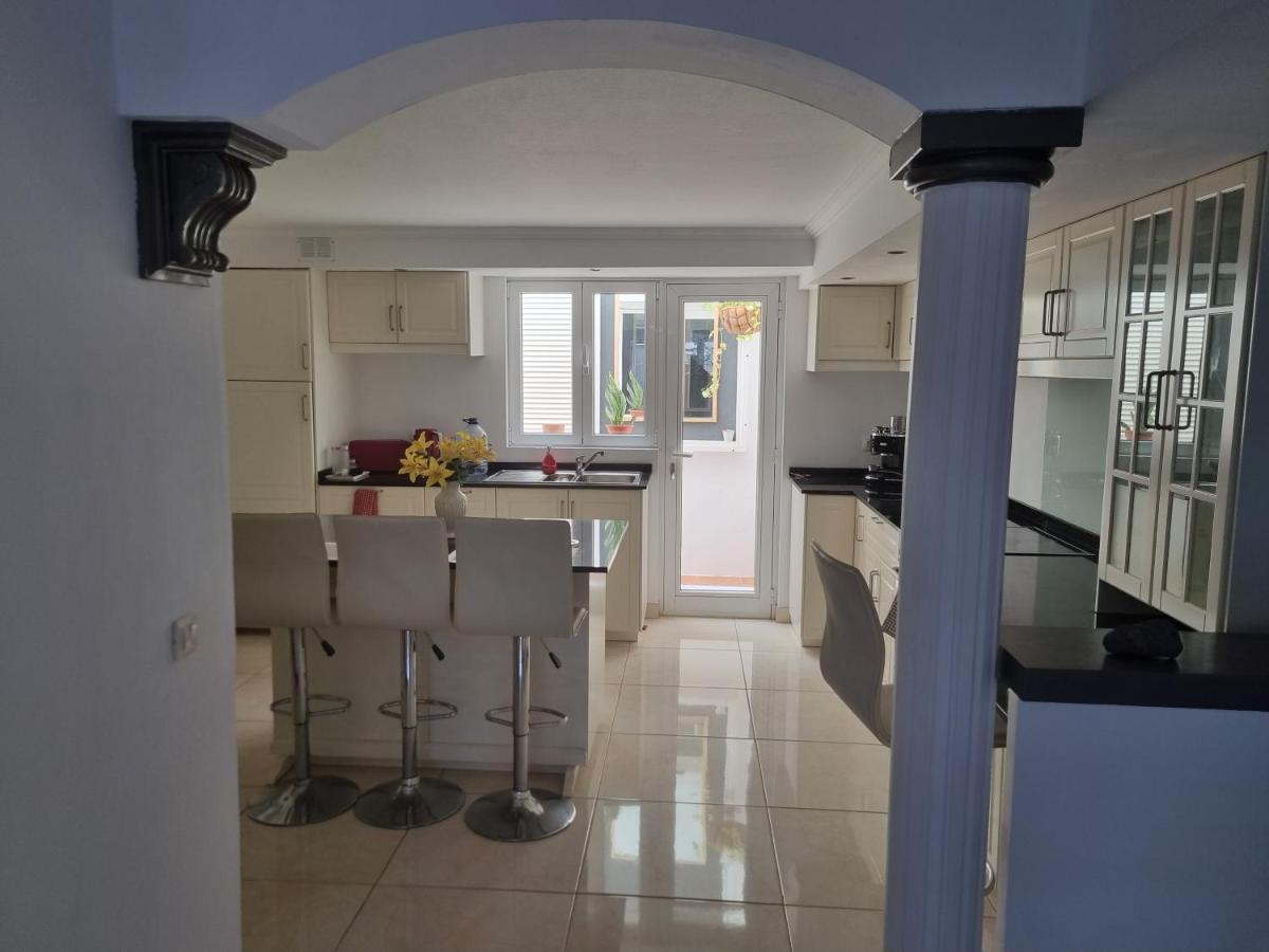 Spacious Modern In Peacefull Las Coloradas, Close To Papagayo Beaches Apartment