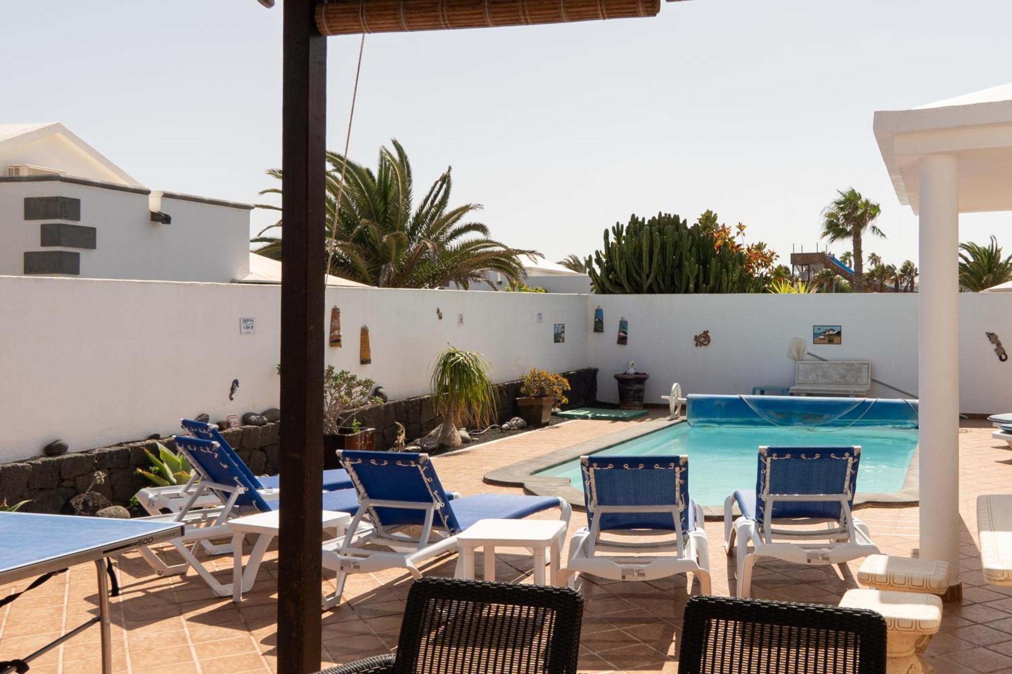 Utopia, 4 Bedroom For Families With Heated Pool Close To Old Town Villa