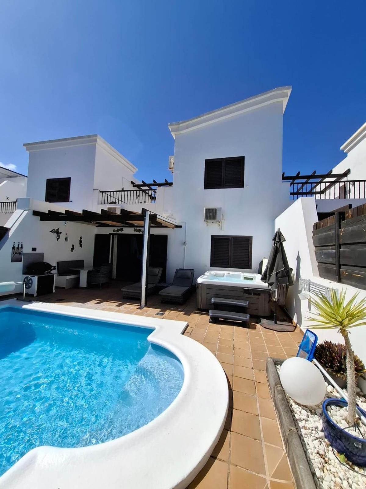 Casa Pedro - Duplex With Jacuzzi, Pool, Ac And Sea Views * Playa Blanca (Lanzarote)