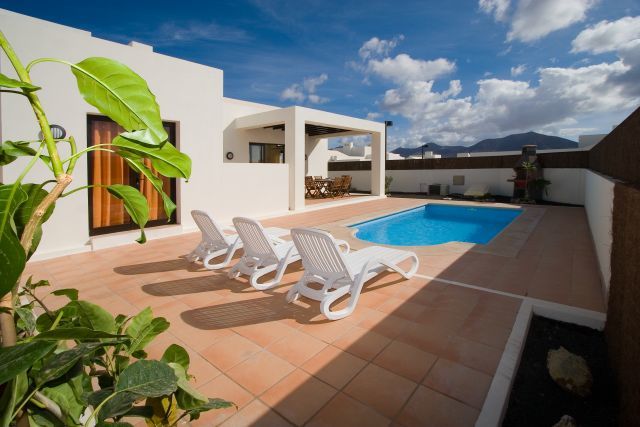 Ereza Buganvillas * Playa Blanca (Lanzarote)