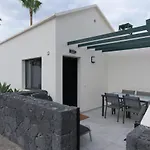 luxury casa playa roca bord de mer