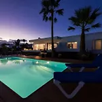 Villa Bianca - sol, lava y mar