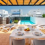Villa Amazonas Playa Blanca