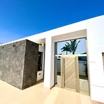 Luxury Villa Olivia 3 Beds - 3 Baths