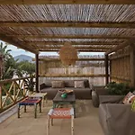Villa Lily