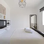 Moderno Apartamento con piscina en Costa Teguise