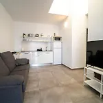 Apartamentos Anjomacar A