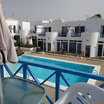 Delfines 2 - Small Apartment - Pool View- Good Wifi - 5 Minuts To The Beach