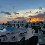 Casa Zen, 1 bedroom apartment on complex with pool, Puerto del Carmen