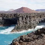 Aguazul - A Pie De Piscina Y Vistas Al Mar