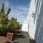 Hotelito Rural Flor de Timanfaya