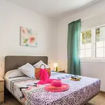 Villa Palmera by Villa Plus