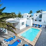 Villa Palmera by Villa Plus