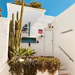 Romantic Casa Del Mar