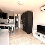 Casa Teddy - Central And Modern One Bedroom Apartment