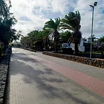 Bungalow Playa Bastian - Piscina Climatizada - Wifi - Playa 1 Min.