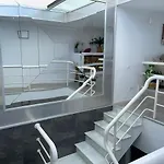 Sea View 2-Bedroom Apartment Colony Club