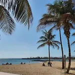 Nice Apartment With Ocean View In Centrum