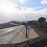 Calypso, Apartamento Completo Con Vistas Al Mar Y A La Piscina En Costa Teguise