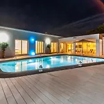 Luxury Casa El Marques