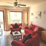 Tabaybas E31, Central Two Bed