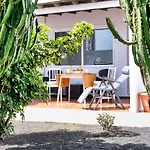 Suite Helios Relax A 500M De La Playa