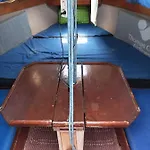 Lanza Boat