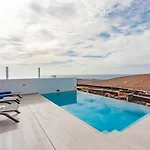 Villa Papaya