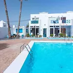 Maison De Vacances, Blue Lagoon ,Climatise Avec Piscine, Wifi