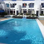 Maison De Vacances, Blue Lagoon ,Climatise Avec Piscine, Wifi