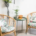 Casa Botanica - Central Island Location - 10 Mins Drive To Famara And La Santa