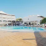 Zen Ocean - Pool View