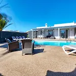 Blue Waves House Private Pool