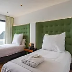 Villa Infinity