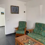 Mirador Del Muelle House