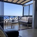 The Blue Dragon Apartment By The Port